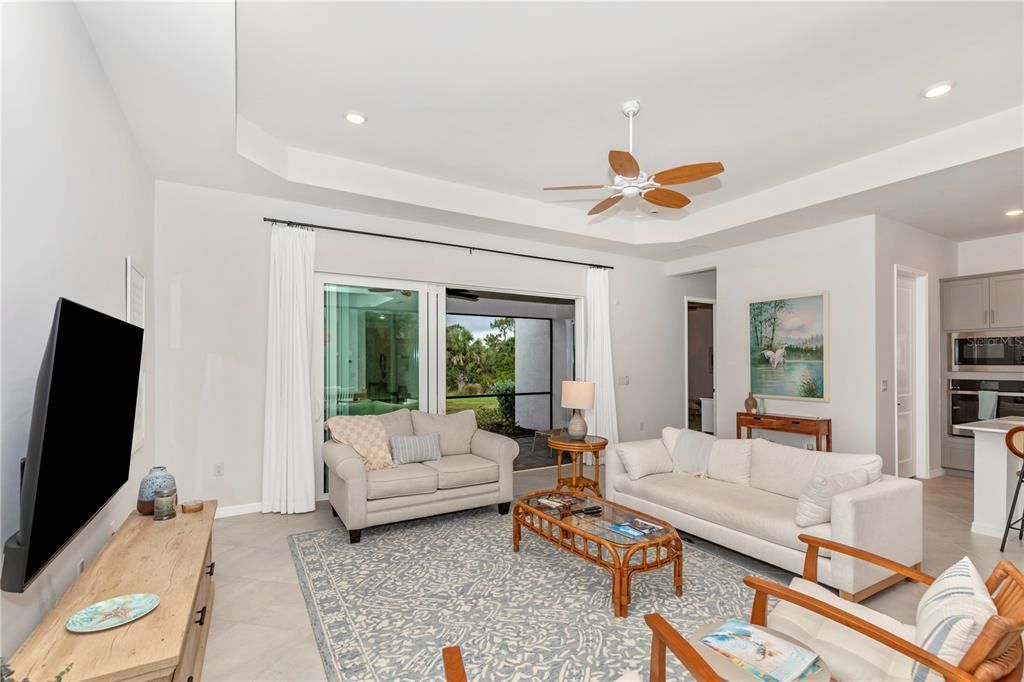 В аренду: $8,000 (3 спален, 3 ванн, 2247 Квадратных фут)