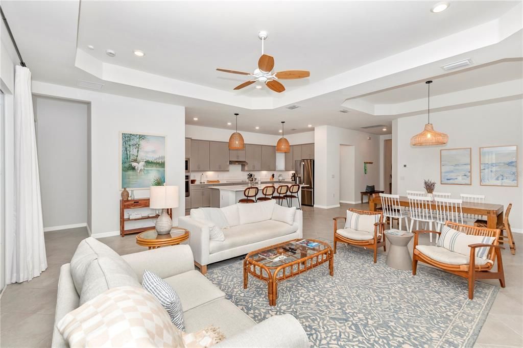 В аренду: $8,000 (3 спален, 3 ванн, 2247 Квадратных фут)