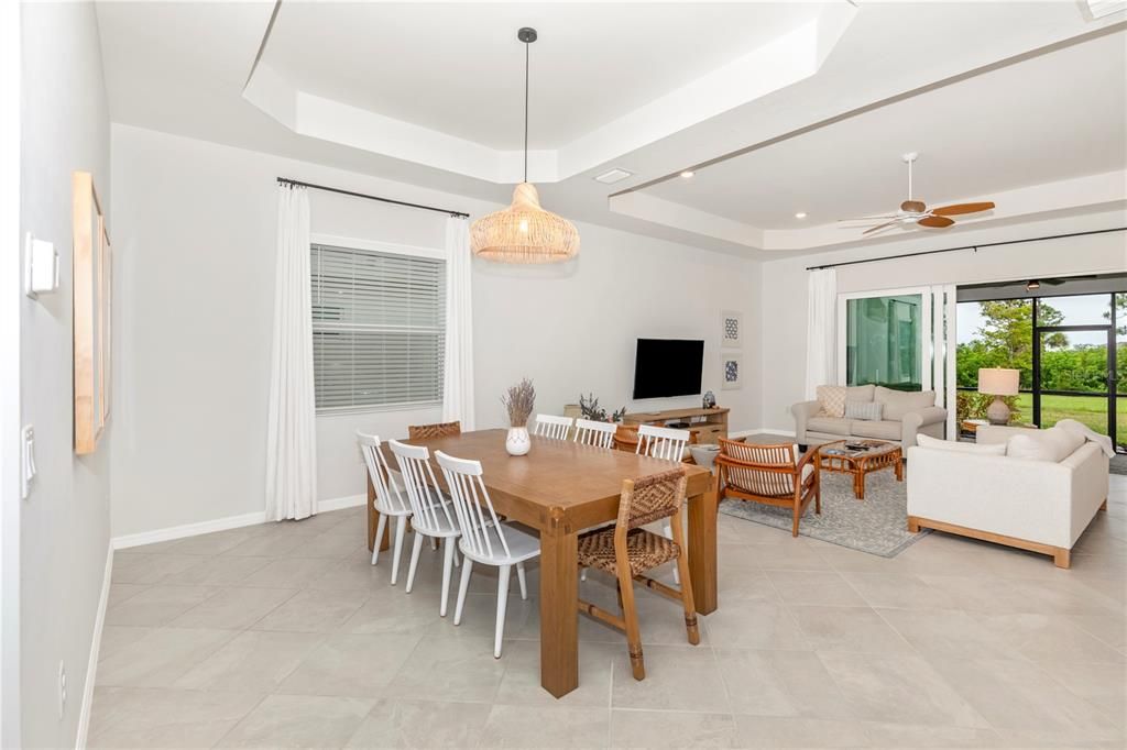 В аренду: $8,000 (3 спален, 3 ванн, 2247 Квадратных фут)