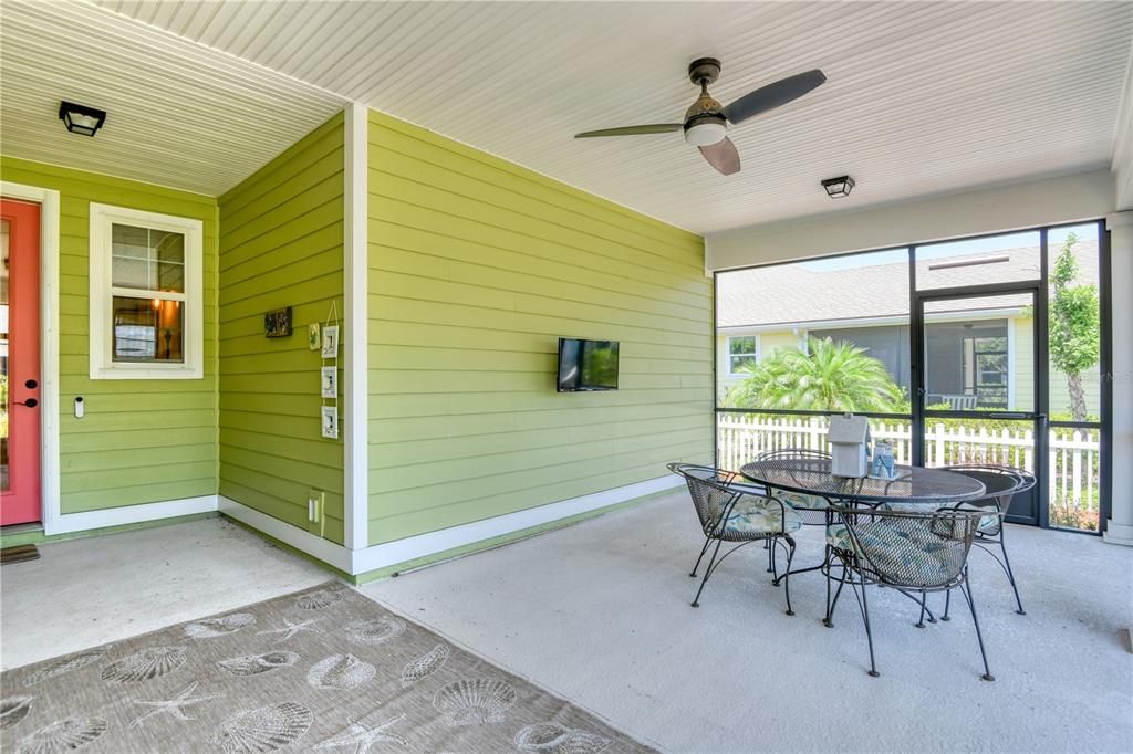 Active With Contract: $669,000 (3 beds, 2 baths, 2070 Square Feet)