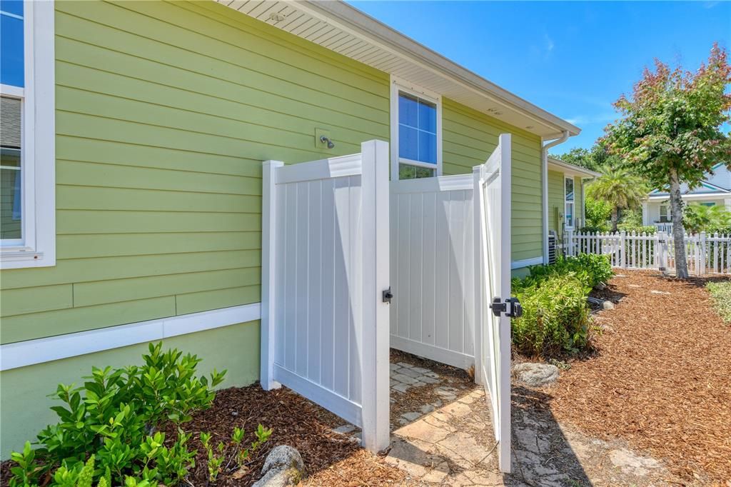 Active With Contract: $669,000 (3 beds, 2 baths, 2070 Square Feet)