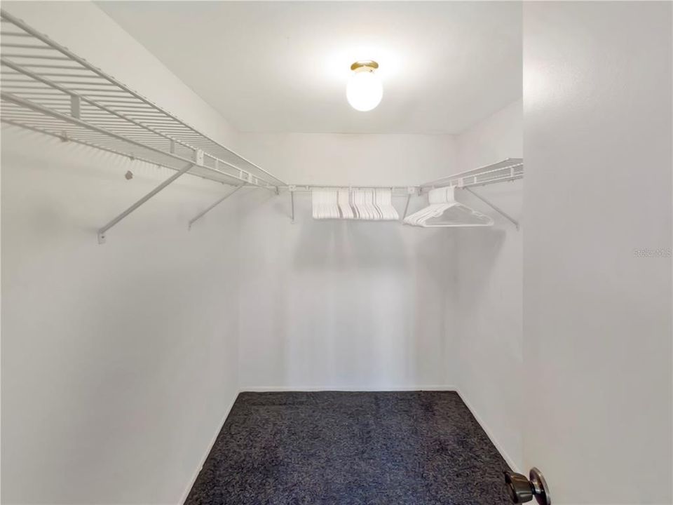 待售: $139,000 (2 贝兹, 2 浴室, 1056 平方英尺)