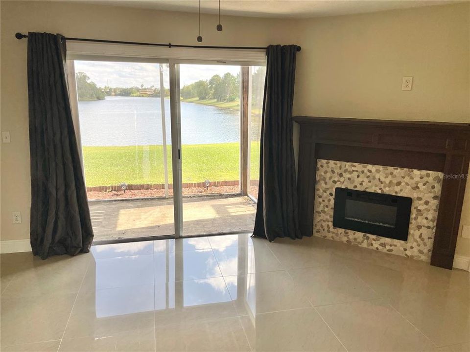 For Sale: $239,900 (2 beds, 2 baths, 1200 Square Feet)