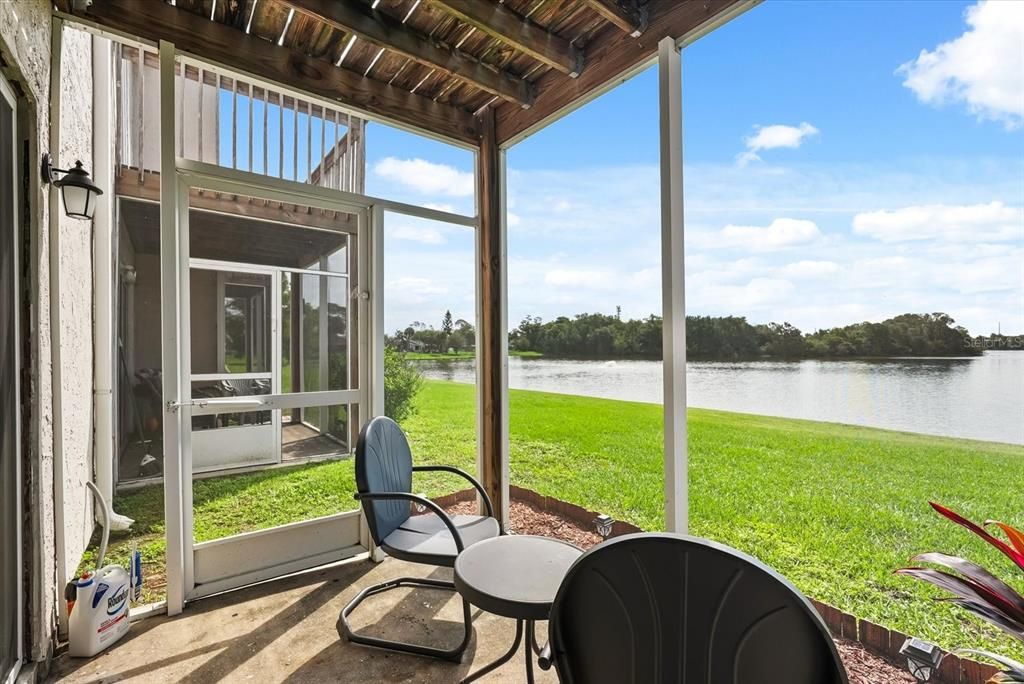 For Sale: $239,900 (2 beds, 2 baths, 1200 Square Feet)