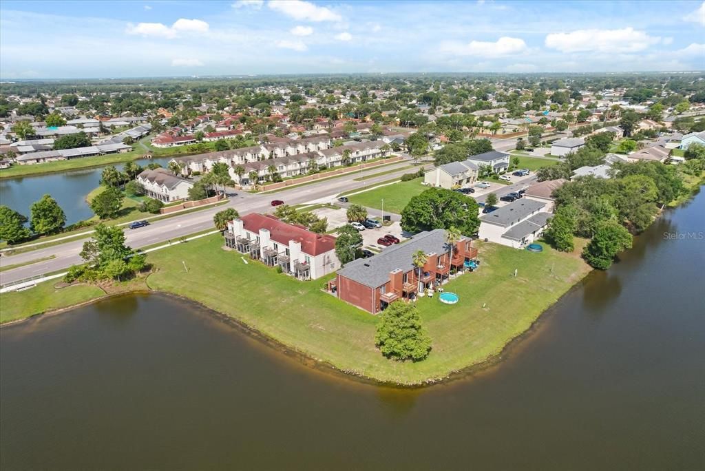 For Sale: $239,900 (2 beds, 2 baths, 1200 Square Feet)