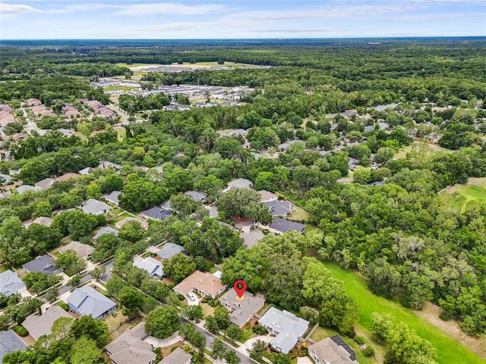 合同活跃: $400,000 (4 贝兹, 2 浴室, 1813 平方英尺)