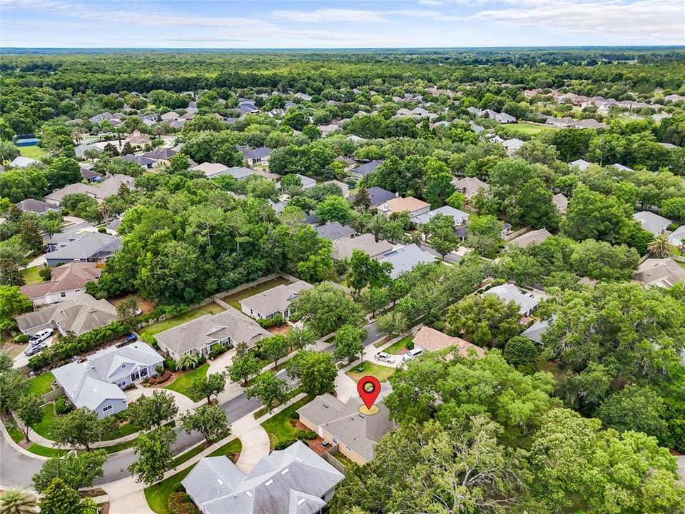 合同活跃: $400,000 (4 贝兹, 2 浴室, 1813 平方英尺)