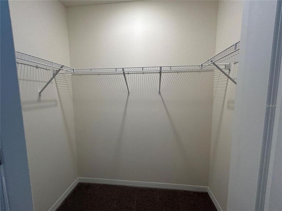 合同活跃: $2,500 (3 贝兹, 2 浴室, 1661 平方英尺)