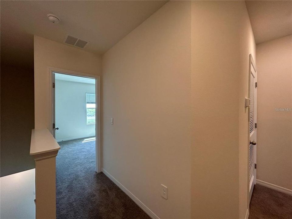 合同活跃: $2,500 (3 贝兹, 2 浴室, 1661 平方英尺)