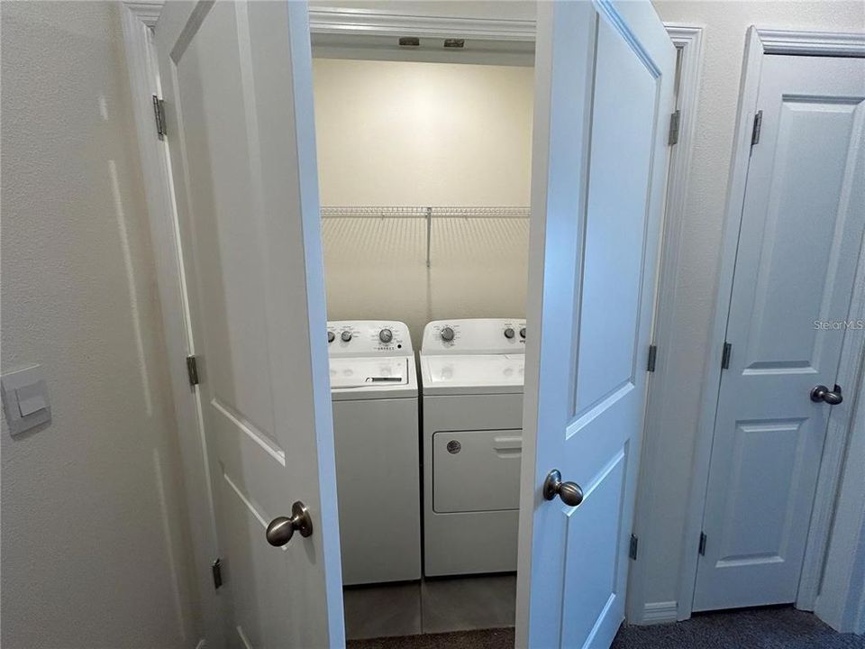 合同活跃: $2,500 (3 贝兹, 2 浴室, 1661 平方英尺)