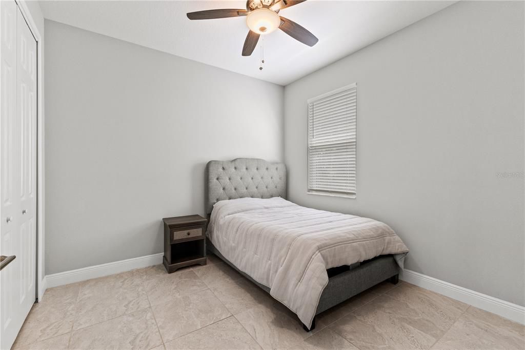 出租: $4,500 (3 贝兹, 3 浴室, 2162 平方英尺)