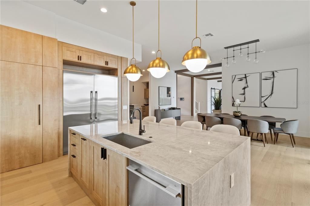 For Sale: $3,700,000 (6 beds, 6 baths, 6202 Square Feet)