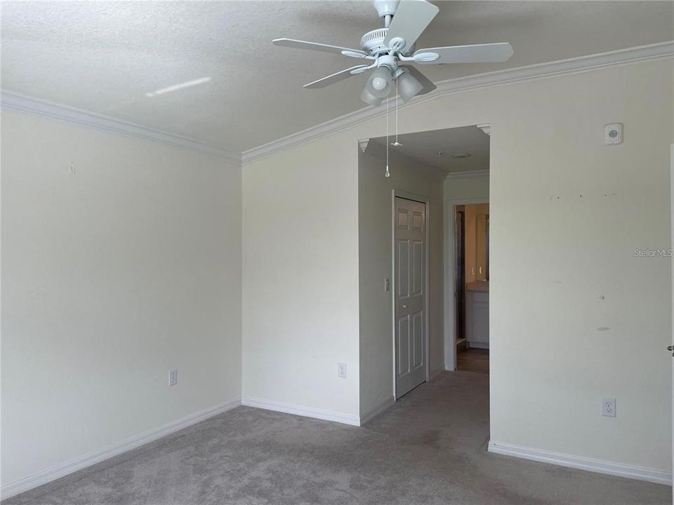 Active With Contract: $2,500 (2 beds, 2 baths, 1336 Square Feet)