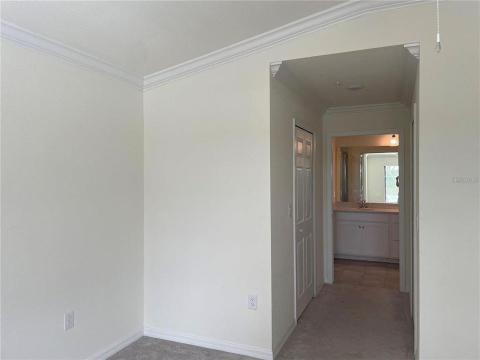 Active With Contract: $2,500 (2 beds, 2 baths, 1336 Square Feet)