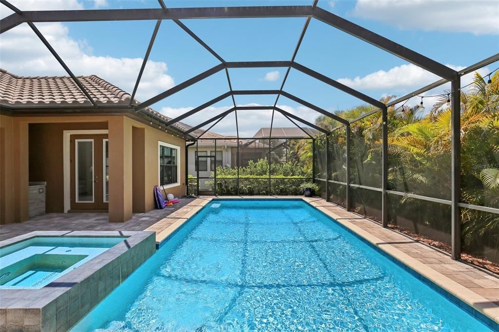 For Sale: $1,100,000 (4 beds, 3 baths, 3627 Square Feet)