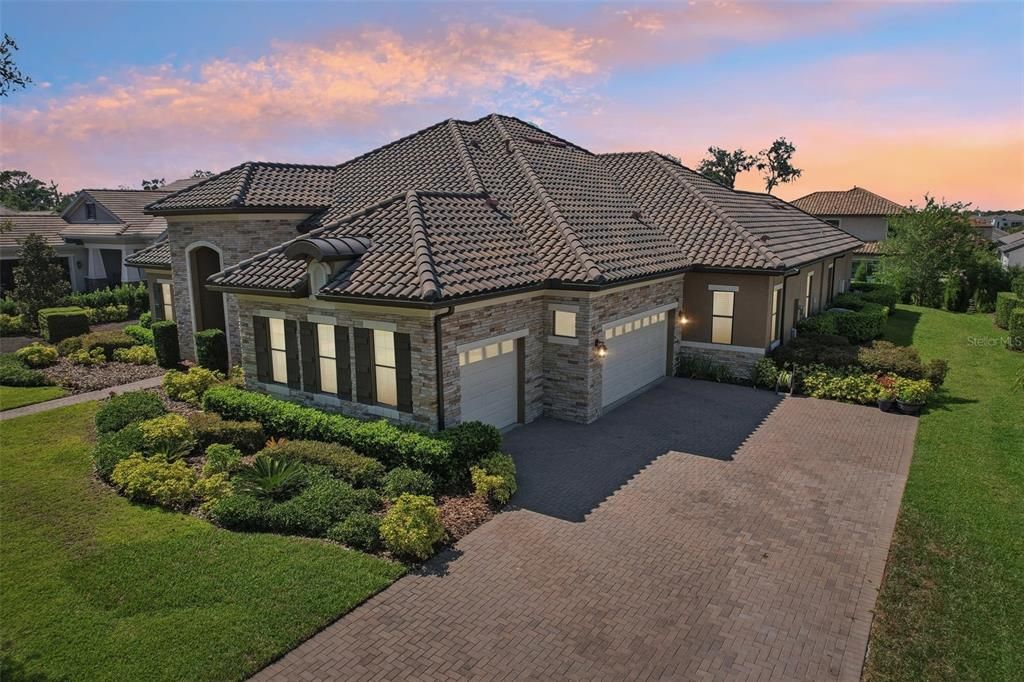 For Sale: $1,100,000 (4 beds, 3 baths, 3627 Square Feet)