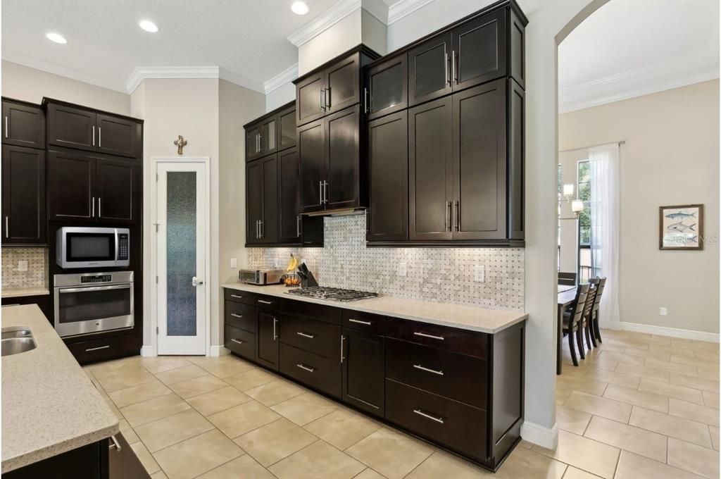 For Sale: $1,100,000 (4 beds, 3 baths, 3627 Square Feet)