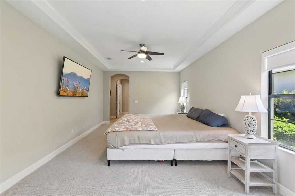 For Sale: $1,100,000 (4 beds, 3 baths, 3627 Square Feet)