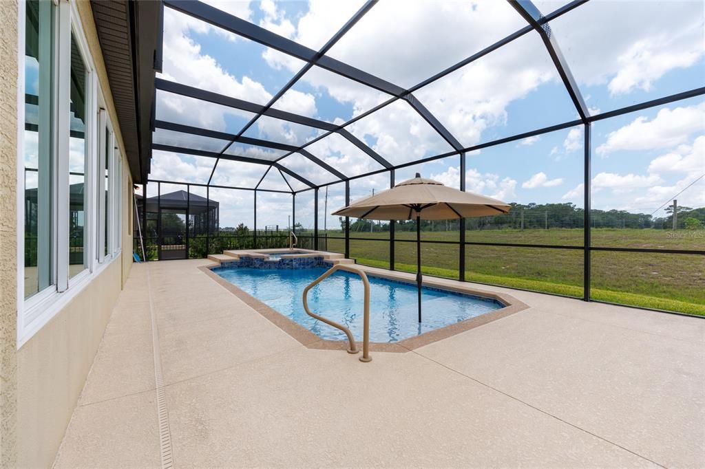 Active With Contract: $534,900 (3 beds, 3 baths, 2501 Square Feet)