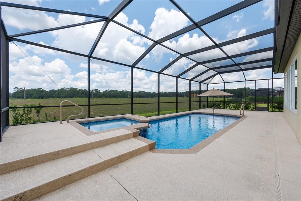 Active With Contract: $534,900 (3 beds, 3 baths, 2501 Square Feet)