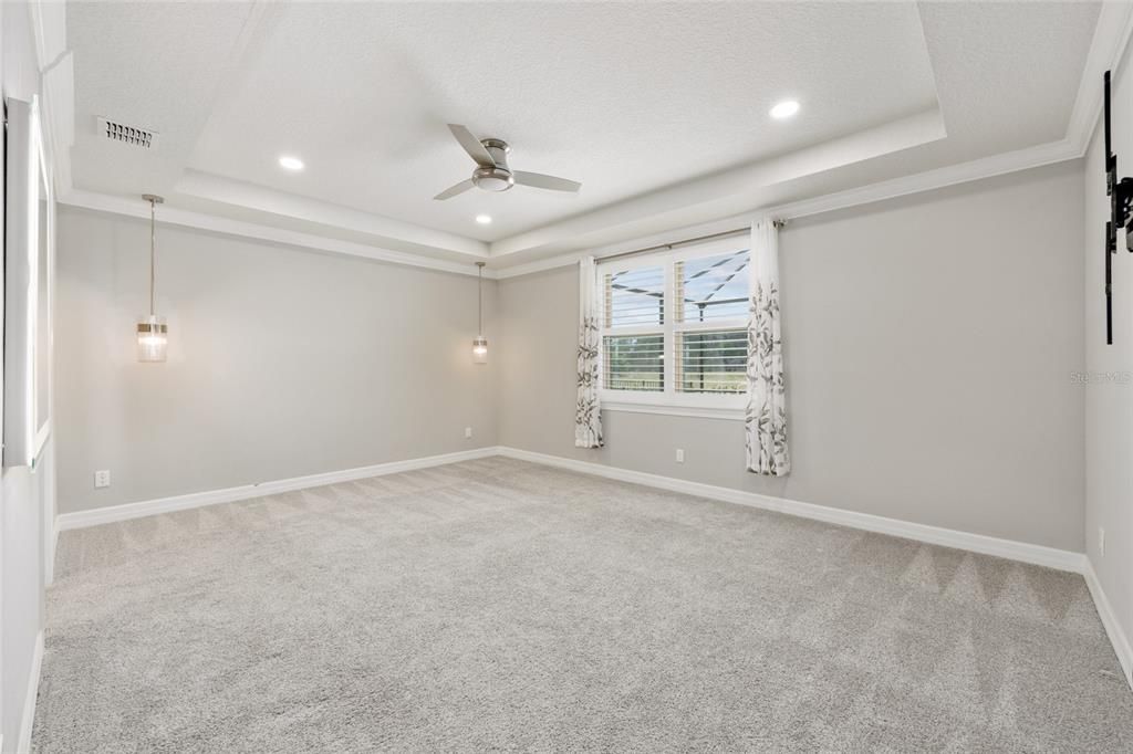 Active With Contract: $534,900 (3 beds, 3 baths, 2501 Square Feet)