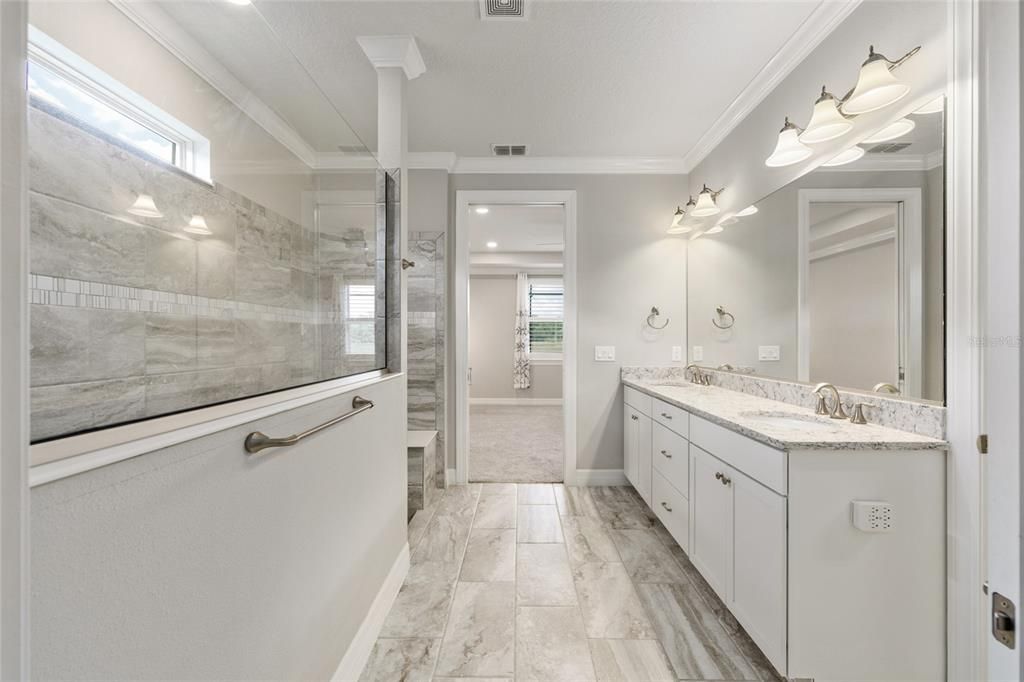 Active With Contract: $534,900 (3 beds, 3 baths, 2501 Square Feet)