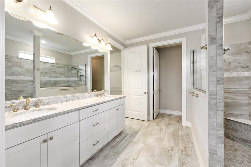 Active With Contract: $534,900 (3 beds, 3 baths, 2501 Square Feet)