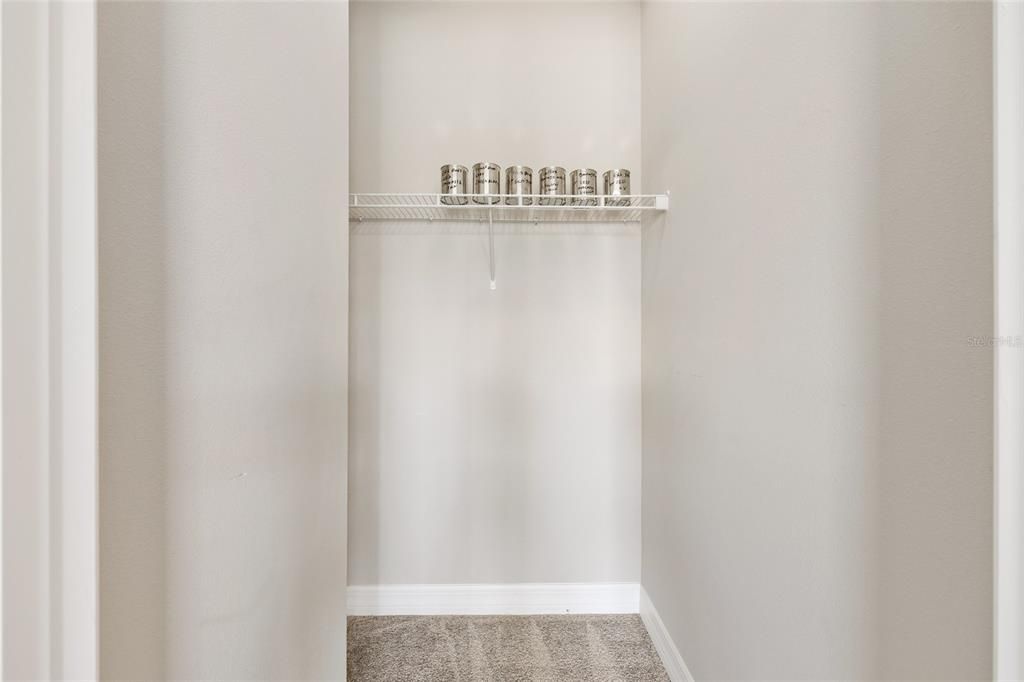 Active With Contract: $534,900 (3 beds, 3 baths, 2501 Square Feet)