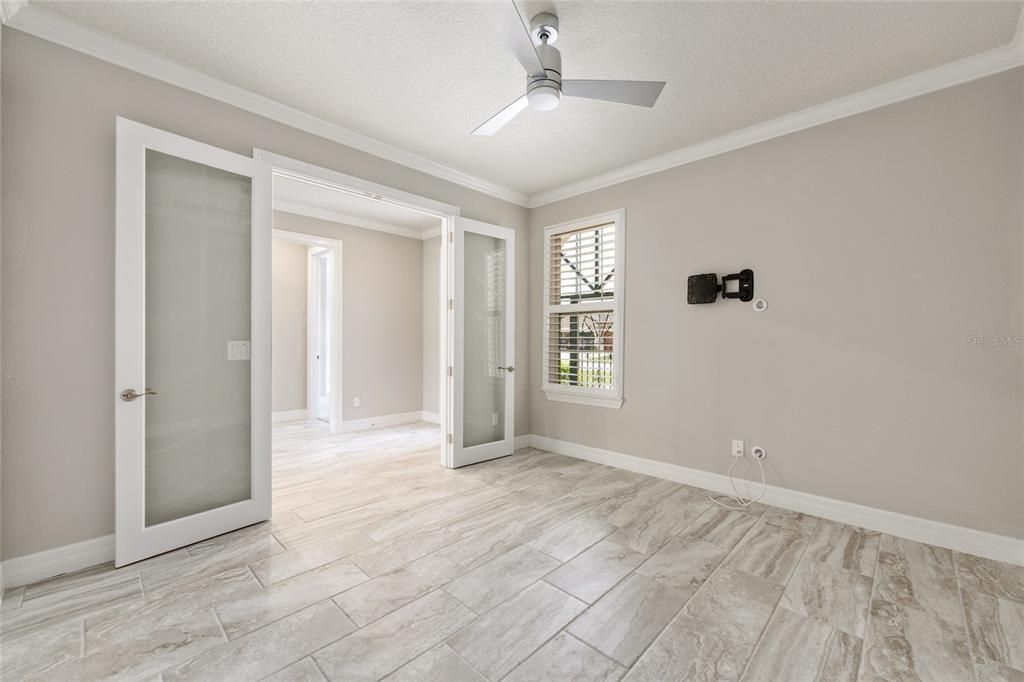 Active With Contract: $534,900 (3 beds, 3 baths, 2501 Square Feet)