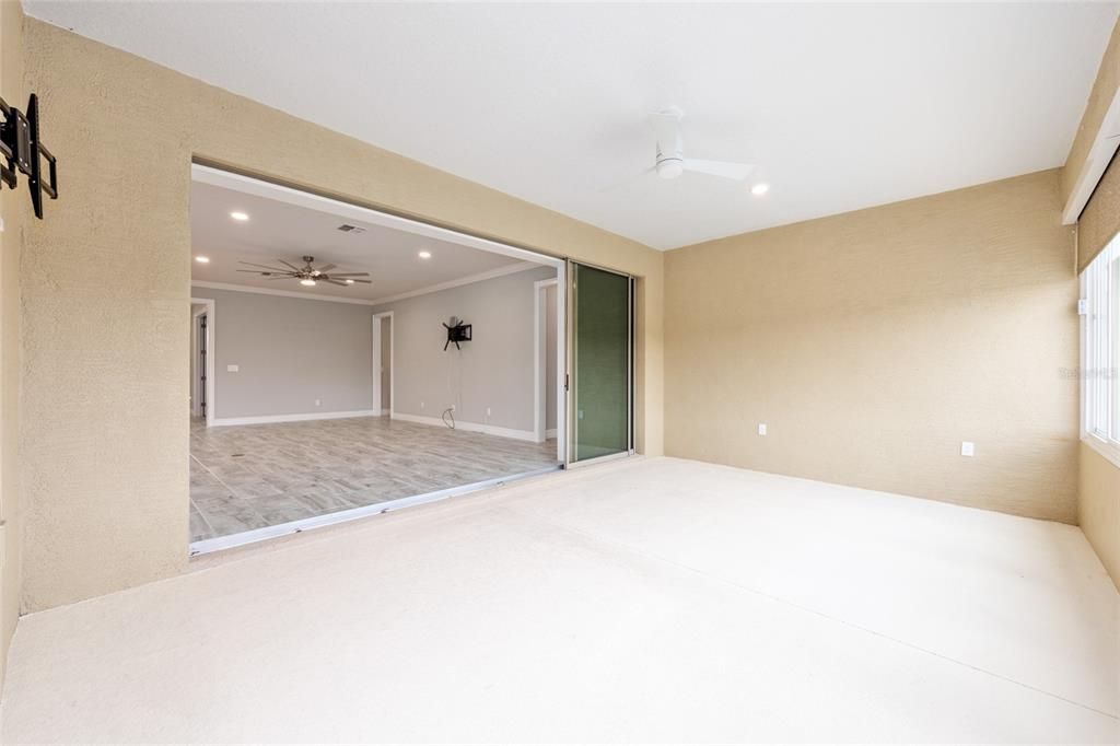 Active With Contract: $534,900 (3 beds, 3 baths, 2501 Square Feet)