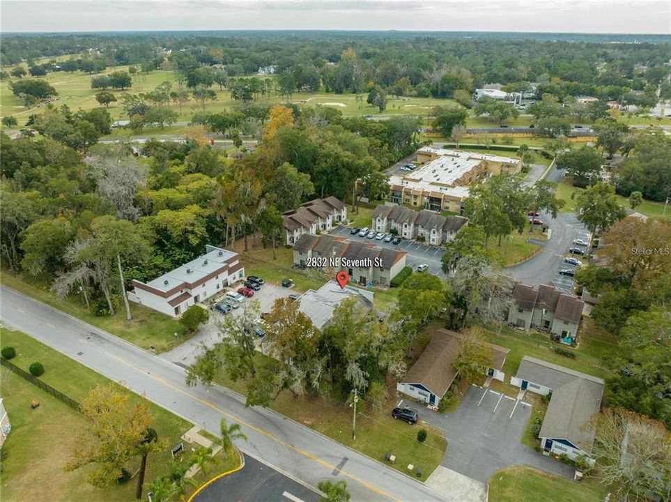 Active With Contract: $575,000 (10 beds, 8 baths, 5514 Square Feet)