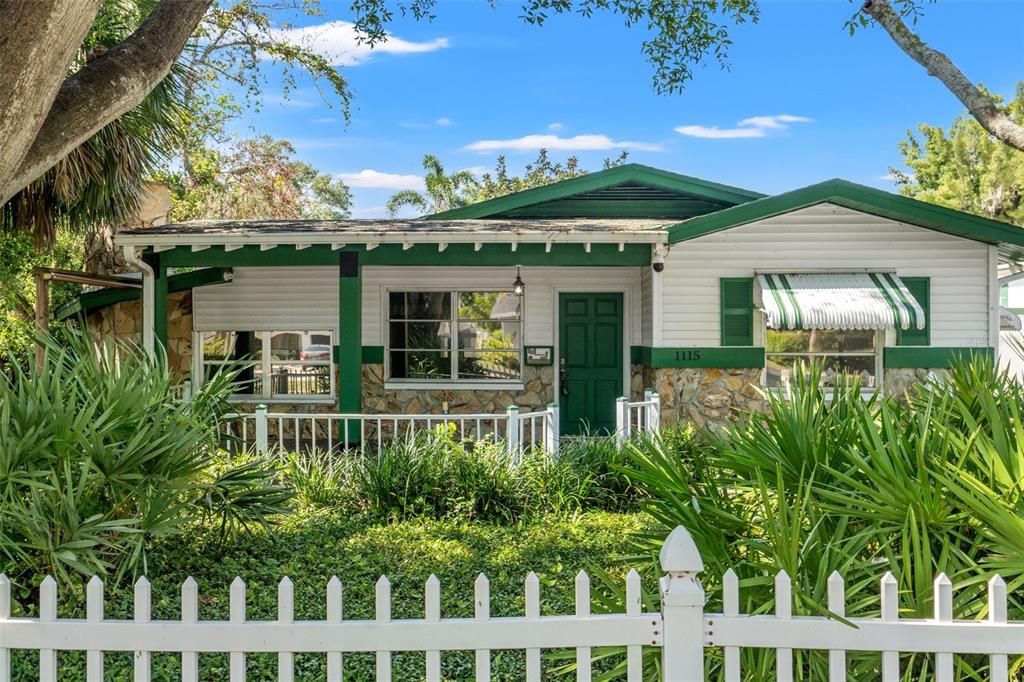 Recently Sold: $550,000 (2 beds, 2 baths, 2128 Square Feet)