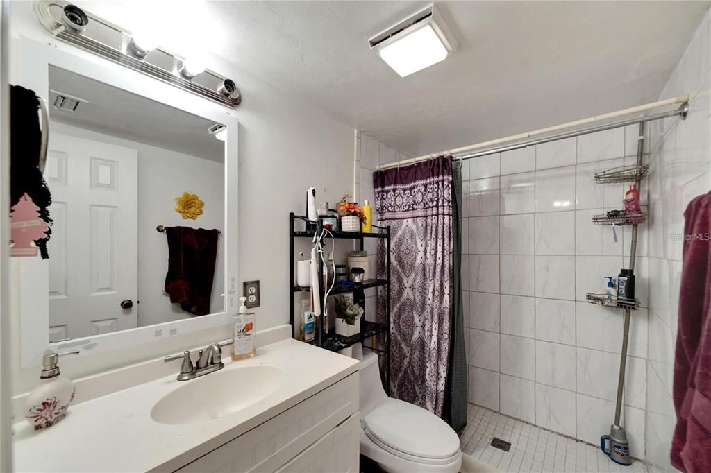 Active With Contract: $575,000 (10 beds, 0 baths, 5514 Square Feet)