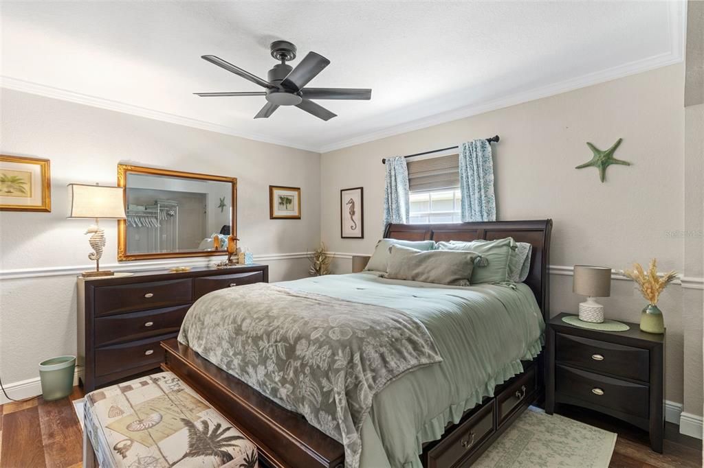 На продажу: $450,000 (3 спален, 2 ванн, 2033 Квадратных фут)