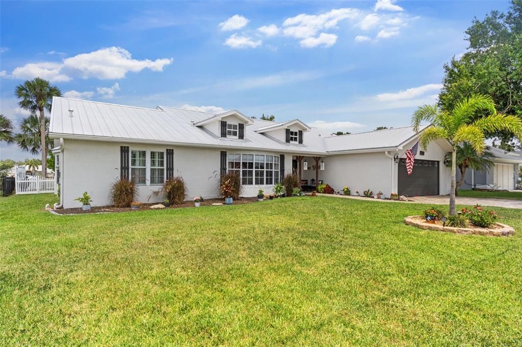 На продажу: $450,000 (3 спален, 2 ванн, 2033 Квадратных фут)