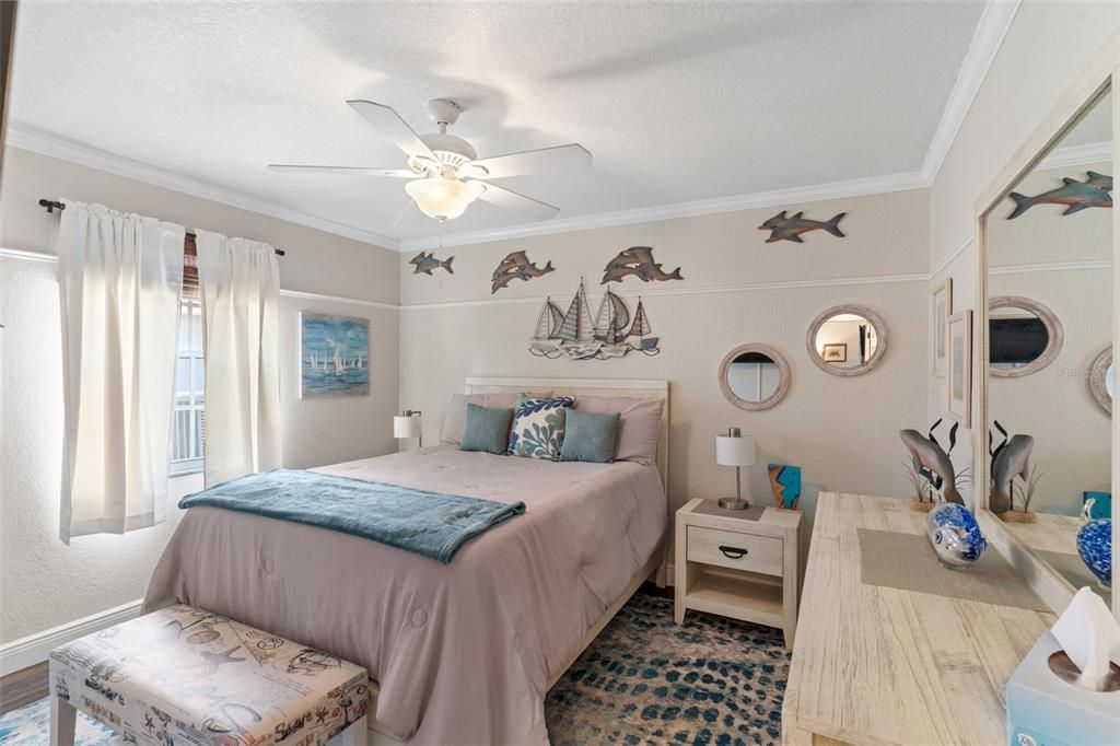 На продажу: $450,000 (3 спален, 2 ванн, 2033 Квадратных фут)