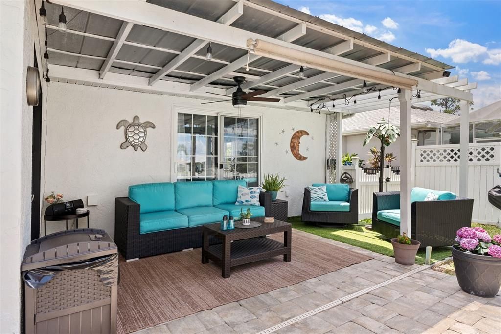 На продажу: $450,000 (3 спален, 2 ванн, 2033 Квадратных фут)