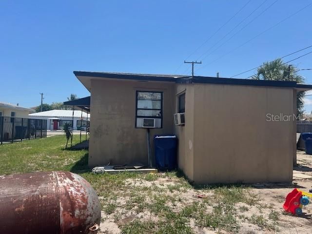 Recently Sold: $125,000 (2 beds, 2 baths, 1368 Square Feet)