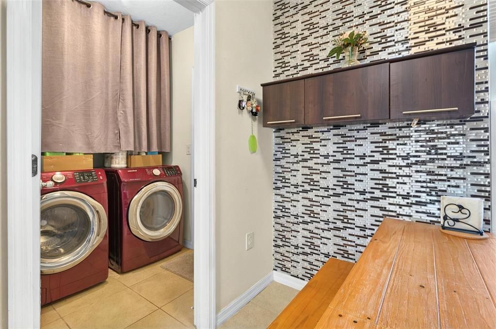 Под контрактом: $199,000 (3 спален, 2 ванн, 1750 Квадратных фут)