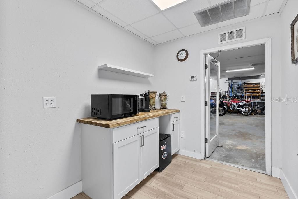 For Sale: $399,900 (0 beds, 0 baths, 1500 Square Feet)