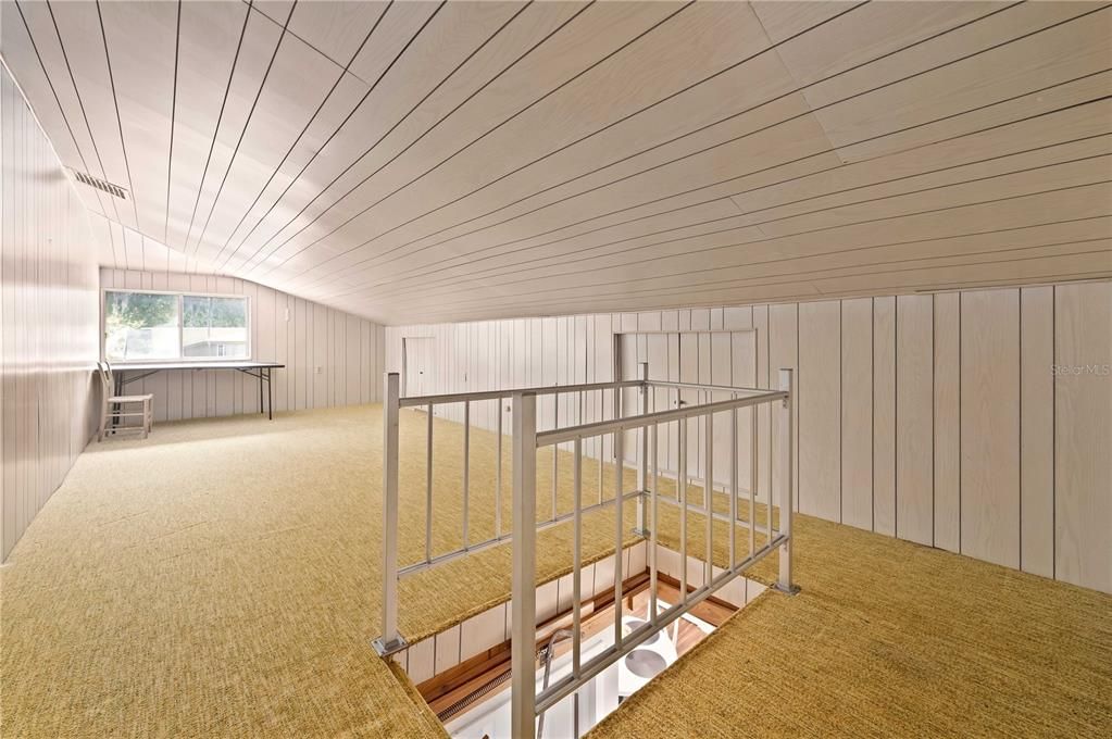 待售: $229,000 (2 贝兹, 2 浴室, 1309 平方英尺)