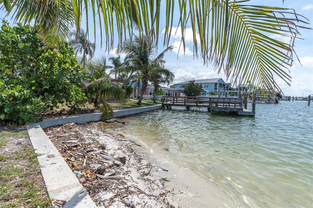 For Sale: $890,000 (0.18 acres)