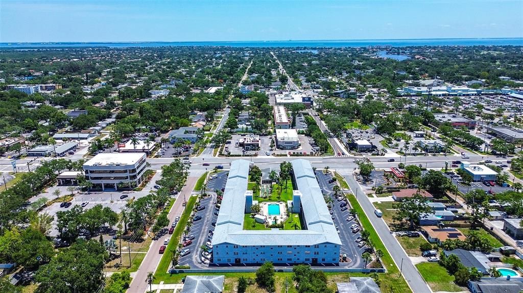 Под контрактом: $149,900 (1 спален, 1 ванн, 640 Квадратных фут)