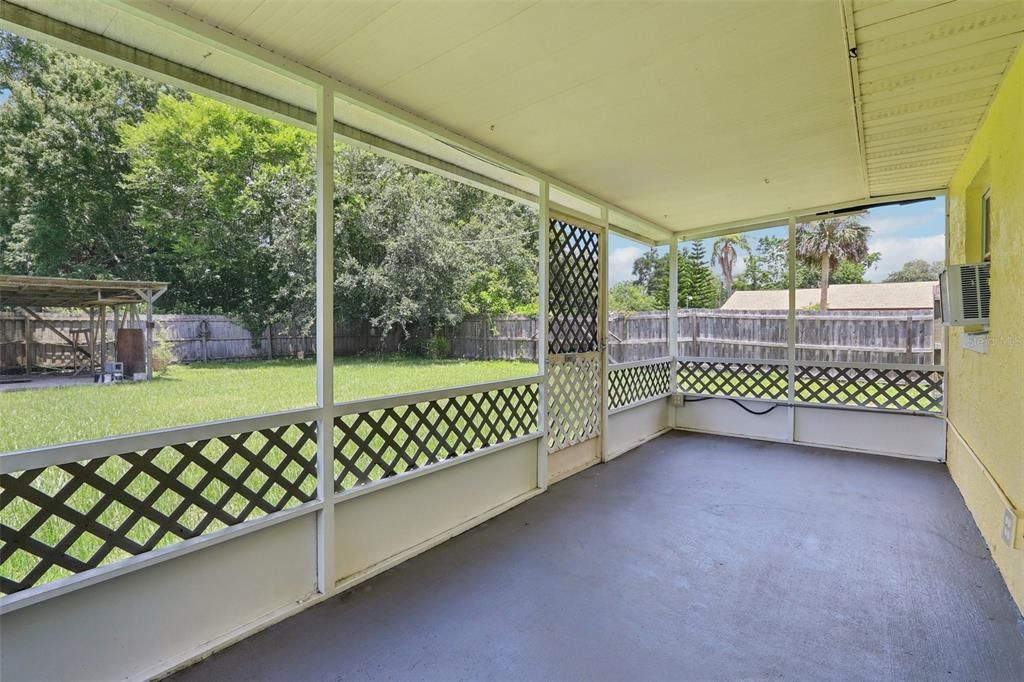 For Sale: $270,000 (3 beds, 1 baths, 1656 Square Feet)
