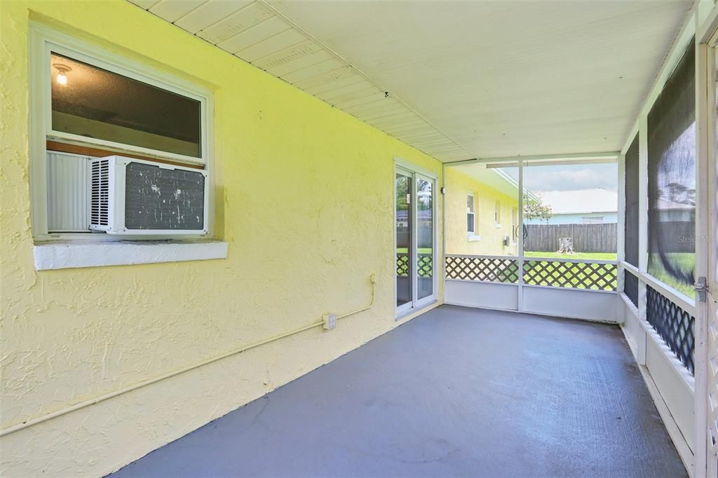 For Sale: $270,000 (3 beds, 1 baths, 1656 Square Feet)