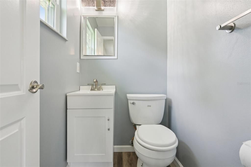 For Sale: $270,000 (3 beds, 1 baths, 1656 Square Feet)