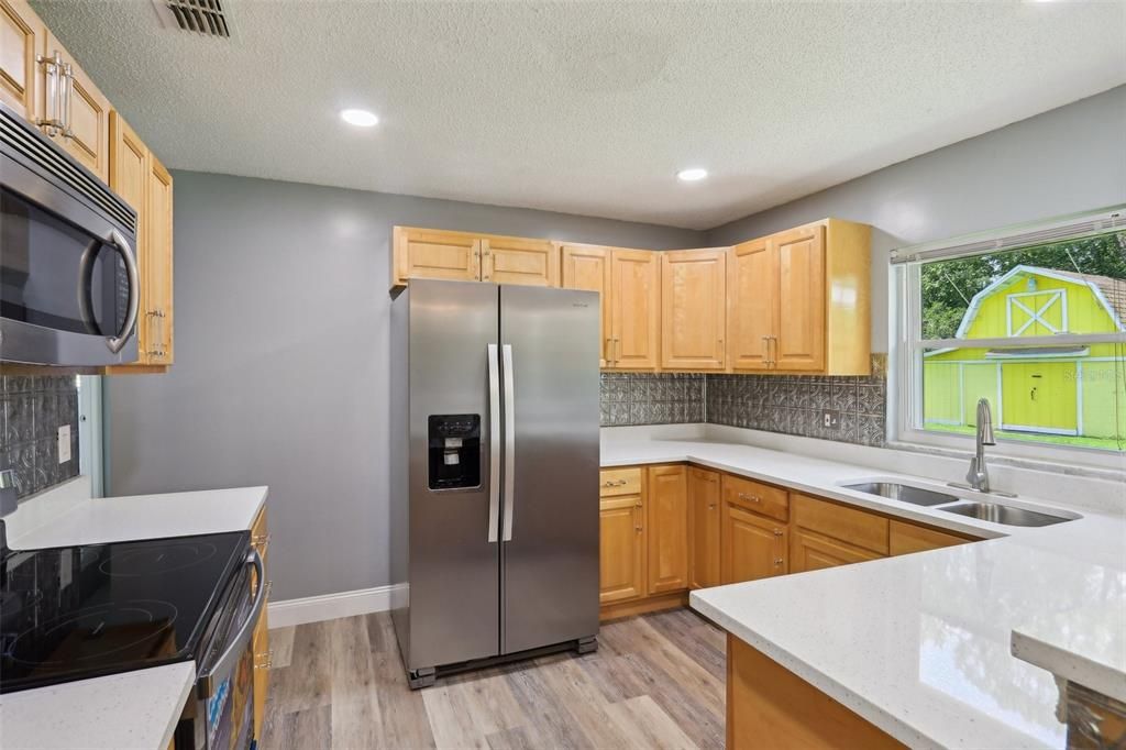 For Sale: $270,000 (3 beds, 1 baths, 1656 Square Feet)