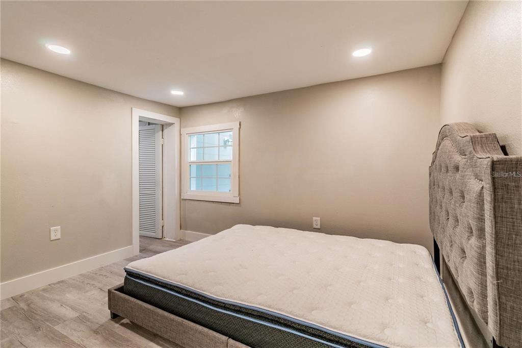 En Venta: $202,000 (2 camas, 0 baños, 1027 Pies cuadrados)