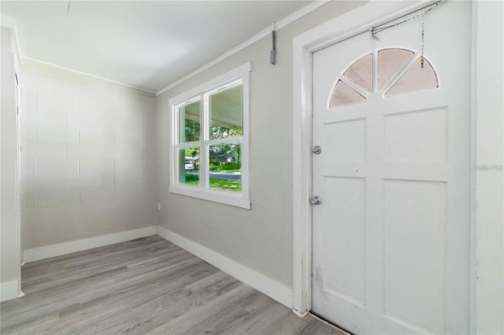 En Venta: $202,000 (2 camas, 0 baños, 1027 Pies cuadrados)