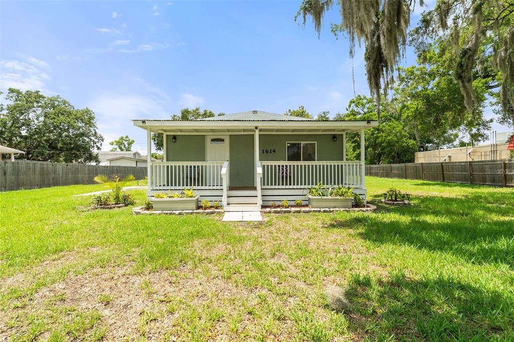 На продажу: $250,000 (3 спален, 2 ванн, 1152 Квадратных фут)